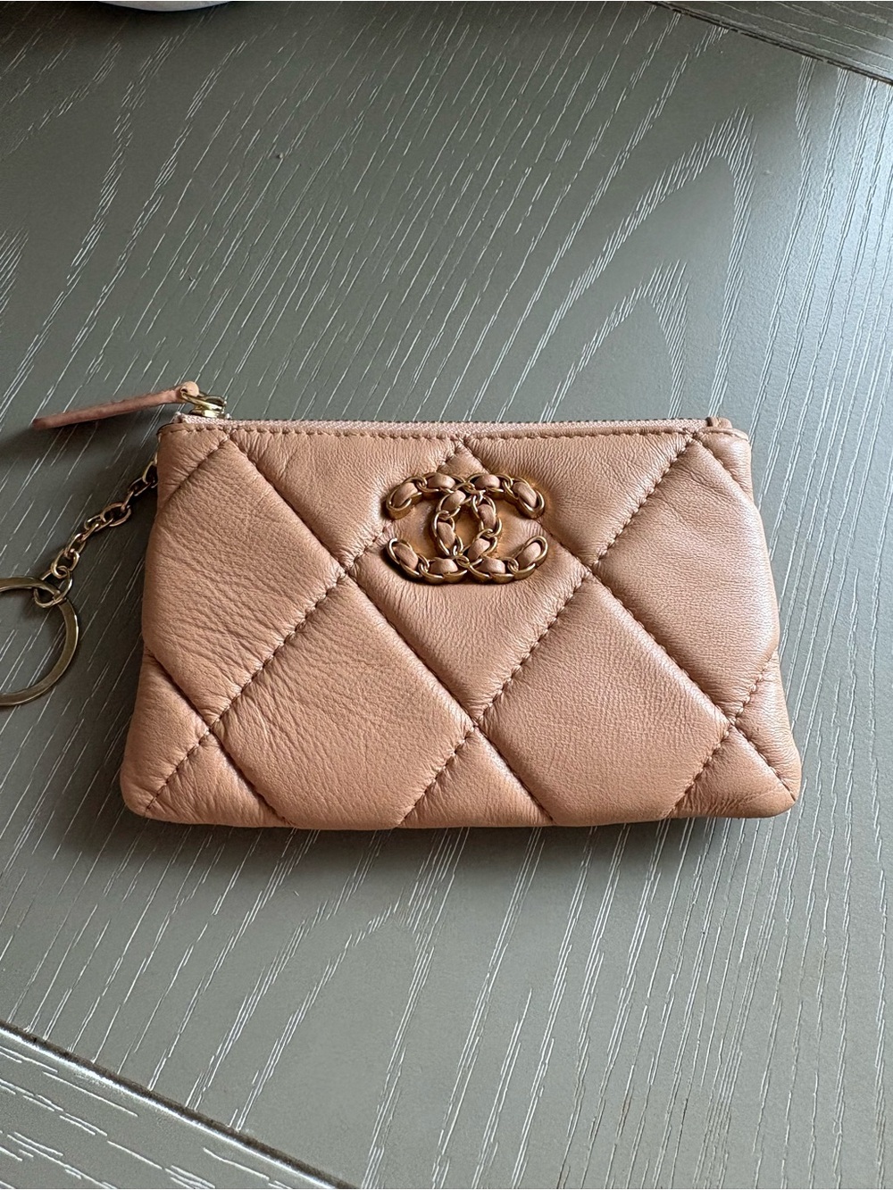 FAsHION Quilted Mini Zip Pouch in Light Tan with Gold Hardware